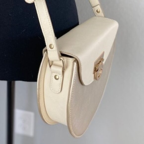 SPARTINA 449 Leather Round Crossbody Bag Purse Cream & Gold - Picture 3 of 15